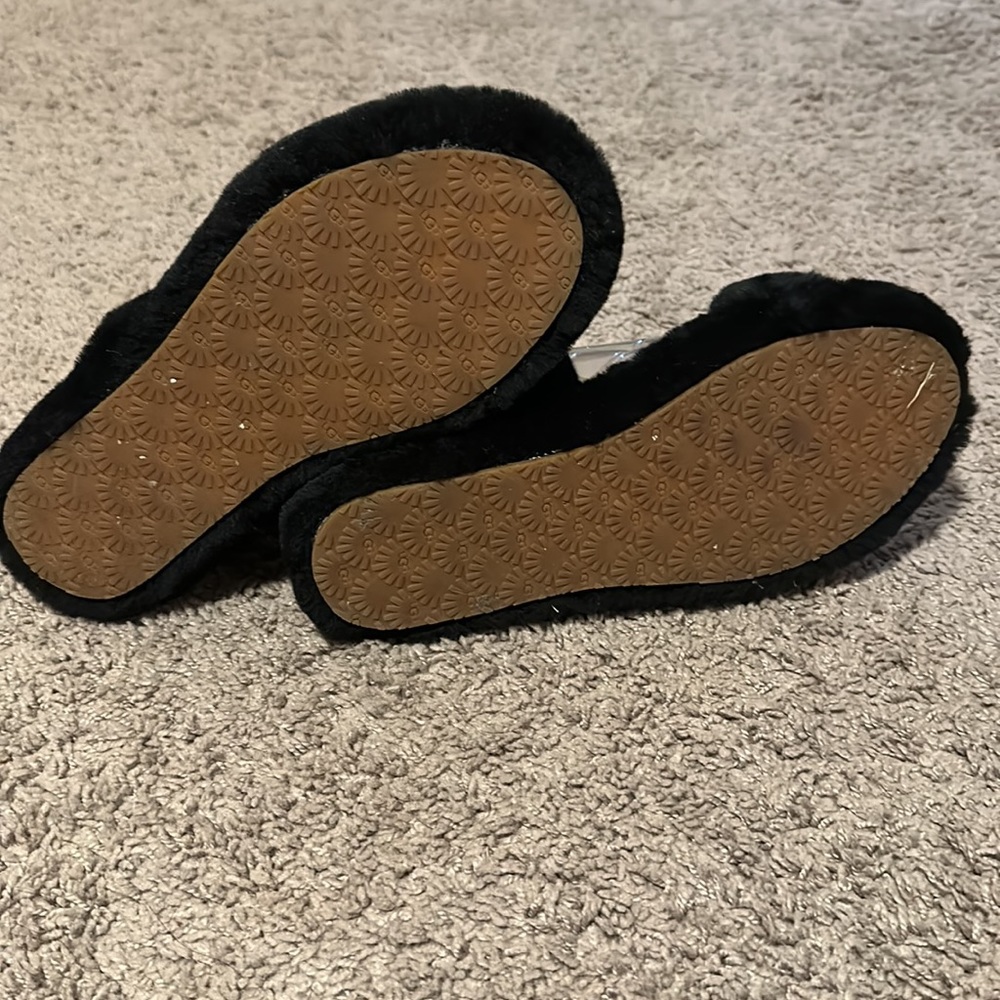 Ugg Slides Size 8 - image 3